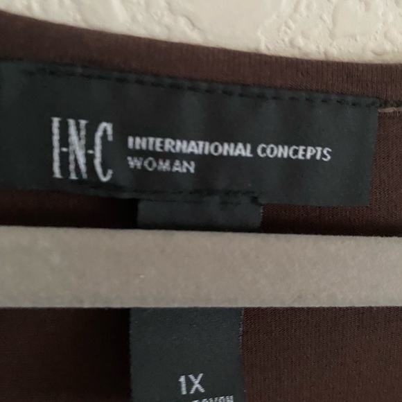 INC top,  excellent condition just wore once. - Picture 3 of 6